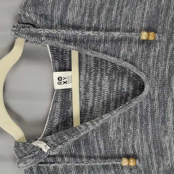 Roxy Hoodie Style Sweater, Size M - Picture 3 of 6